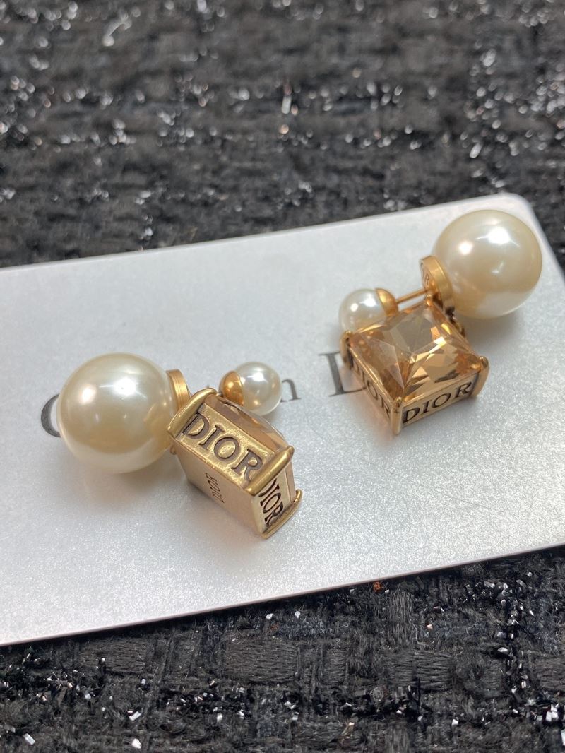 Unclassified Brand Earrings